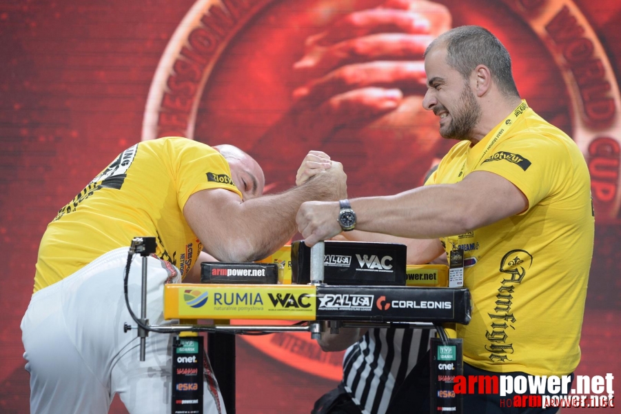 Zloty Tur 2015 by Mark Kazus - Right Hand # Siłowanie na ręce # Armwrestling # Armpower.net