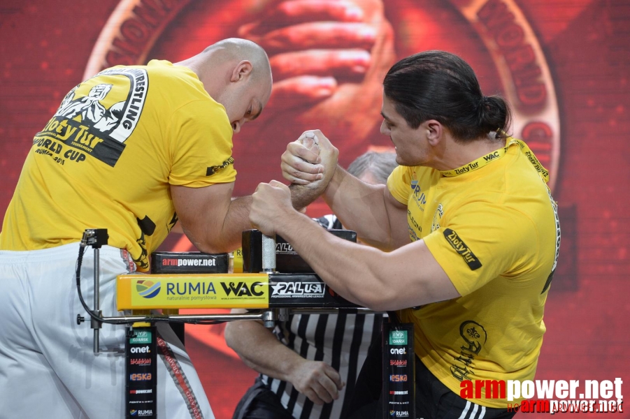 Zloty Tur 2015 by Mark Kazus - Right Hand # Siłowanie na ręce # Armwrestling # Armpower.net