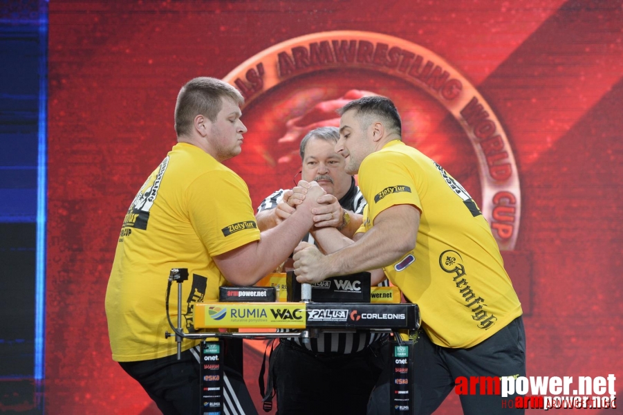 Zloty Tur 2015 by Mark Kazus - Right Hand # Siłowanie na ręce # Armwrestling # Armpower.net