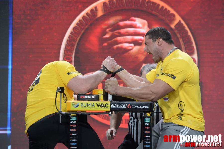 Zloty Tur 2015 by Mark Kazus - Right Hand # Siłowanie na ręce # Armwrestling # Armpower.net