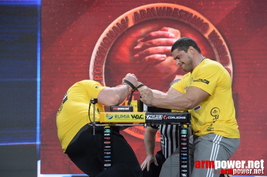 Zloty Tur 2015 by Mark Kazus - Right Hand # Siłowanie na ręce # Armwrestling # Armpower.net