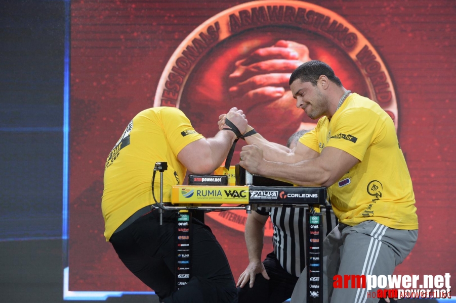 Zloty Tur 2015 by Mark Kazus - Right Hand # Siłowanie na ręce # Armwrestling # Armpower.net