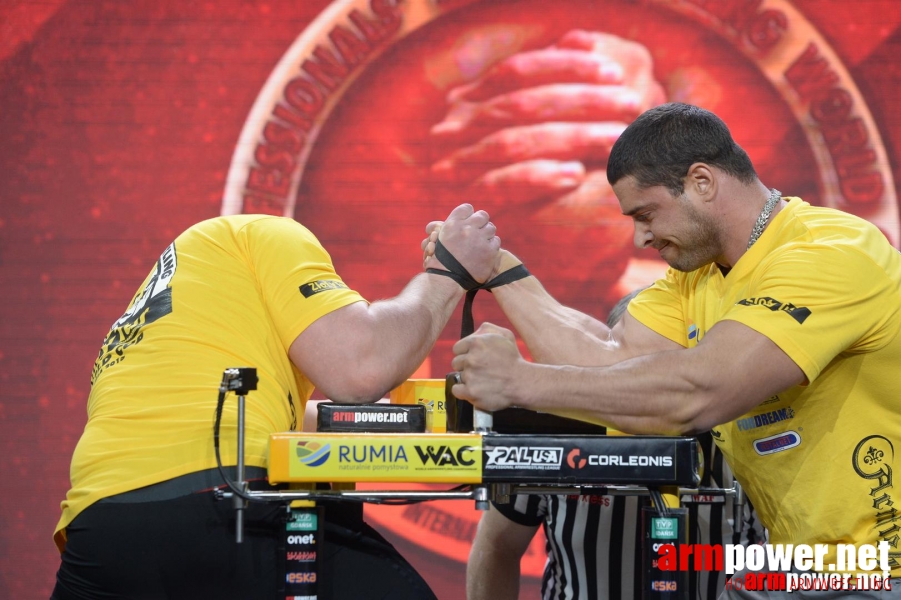 Zloty Tur 2015 by Mark Kazus - Right Hand # Siłowanie na ręce # Armwrestling # Armpower.net