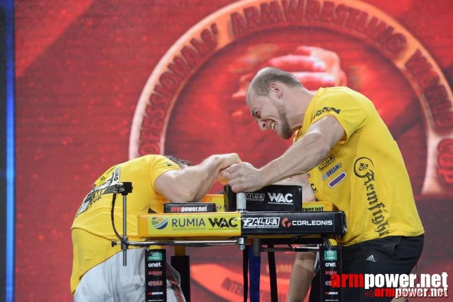 Zloty Tur 2015 by Mark Kazus - Right Hand # Siłowanie na ręce # Armwrestling # Armpower.net