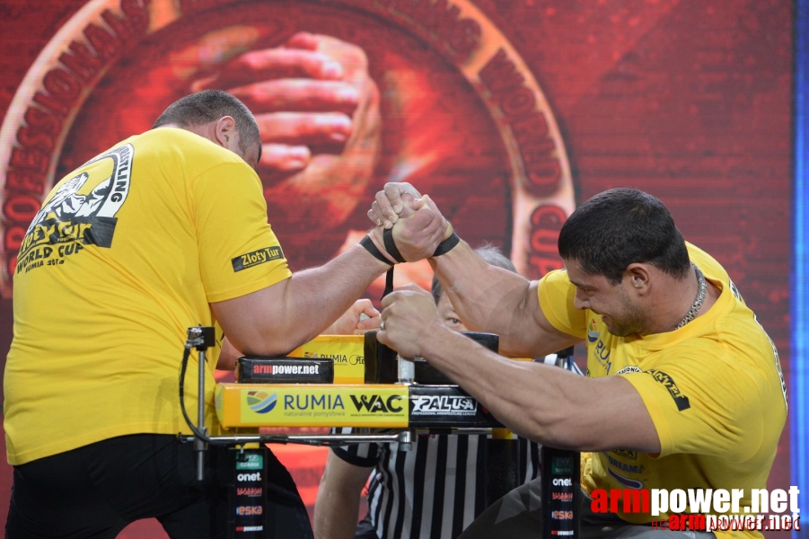 Zloty Tur 2015 by Mark Kazus - Right Hand # Siłowanie na ręce # Armwrestling # Armpower.net