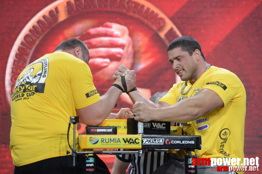 Zloty Tur 2015 by Mark Kazus - Right Hand # Siłowanie na ręce # Armwrestling # Armpower.net