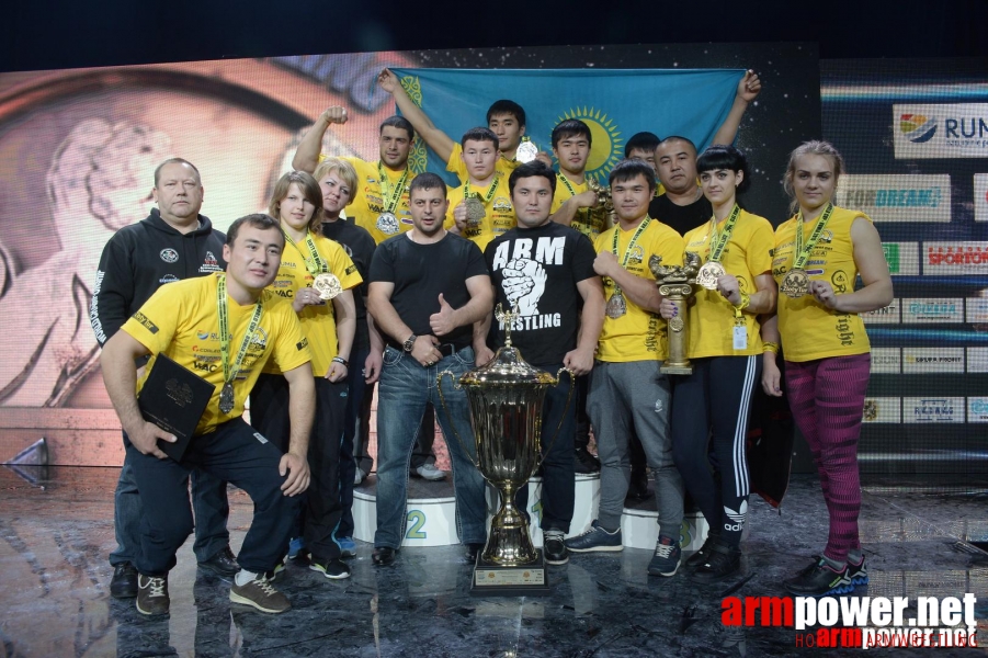 Zloty Tur 2015 by Mark Kazus - Right Hand # Armwrestling # Armpower.net