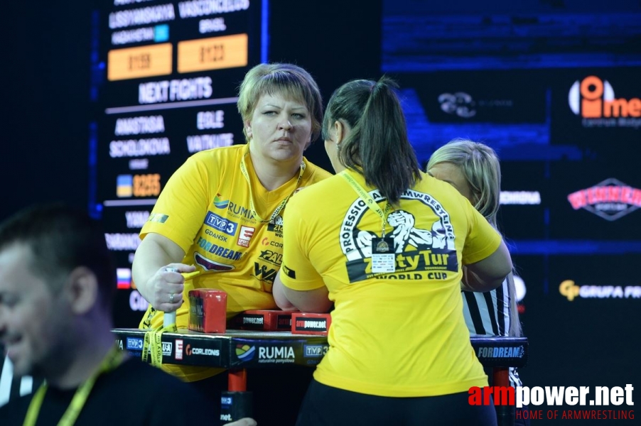 Zloty Tur 2016 - left hand by Mark Kazus # Armwrestling # Armpower.net