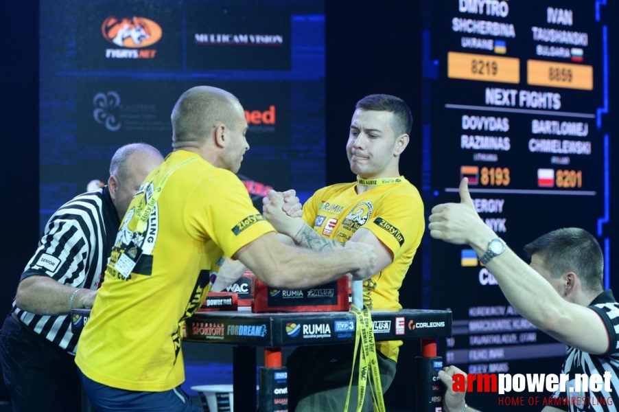 Zloty Tur 2016 - left hand by Mark Kazus # Siłowanie na ręce # Armwrestling # Armpower.net