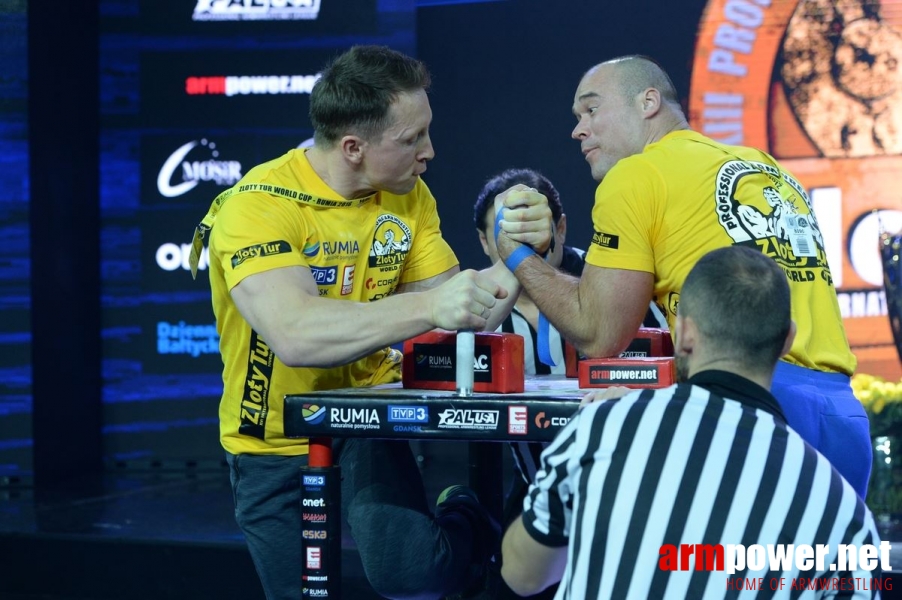 Zloty Tur 2016 - left hand by Mark Kazus # Armwrestling # Armpower.net