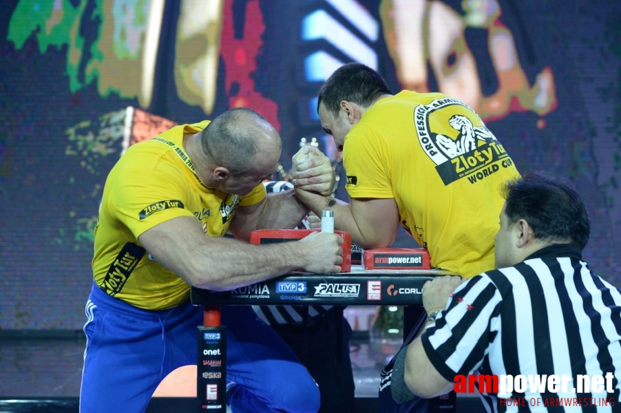 Zloty Tur 2016 - left hand by Mark Kazus # Armwrestling # Armpower.net