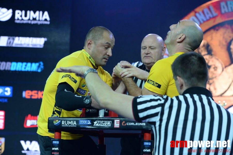 Zloty Tur 2016 - left hand by Mark Kazus # Siłowanie na ręce # Armwrestling # Armpower.net