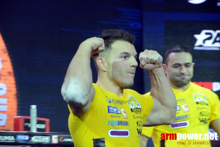 Zloty Tur 2016 - right hand # Siłowanie na ręce # Armwrestling # Armpower.net