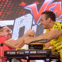 Armfight #48 - Bartosiewicz vs Tiete # Armwrestling # Armpower.net