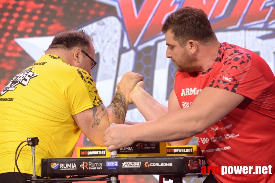 Armfight #48 - Bresnan vs Kvikvinia # Siłowanie na ręce # Armwrestling # Armpower.net