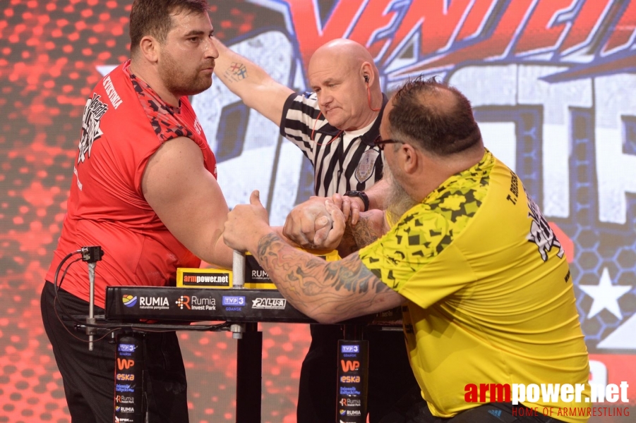 Armfight #48 - Bresnan vs Kvikvinia # Armwrestling # Armpower.net