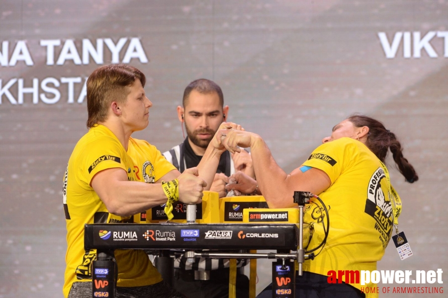 Zloty Tur 2017 - left hand finals # Armwrestling # Armpower.net