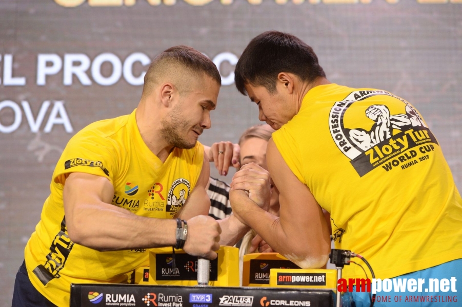 Zloty Tur 2017 - left hand finals # Siłowanie na ręce # Armwrestling # Armpower.net