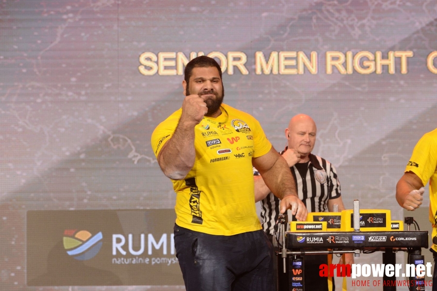 Zloty Tur 2017 - right hand finals # Armwrestling # Armpower.net