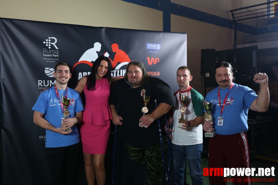 Anna Mazurenko with competitors - Disabled World Cup 2017 # Armwrestling # Armpower.net