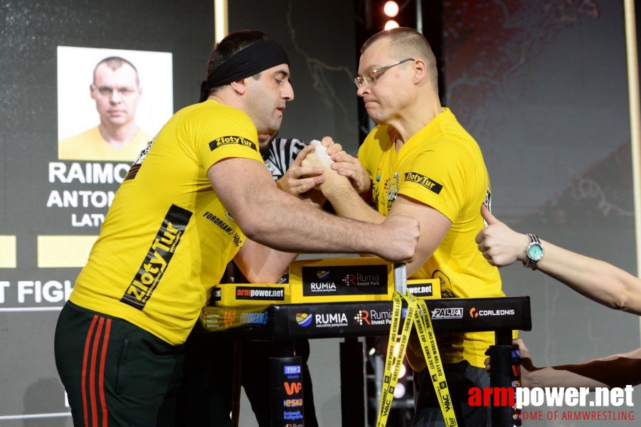 Zloty Tur 2017 - left hand eliminations # Armwrestling # Armpower.net