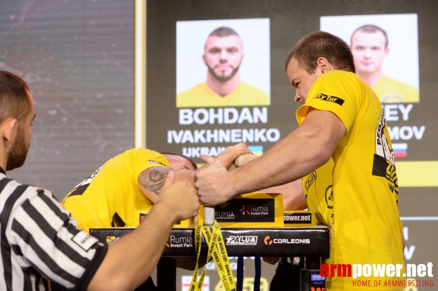 Zloty Tur 2017 - right hand eliminations # Armwrestling # Armpower.net