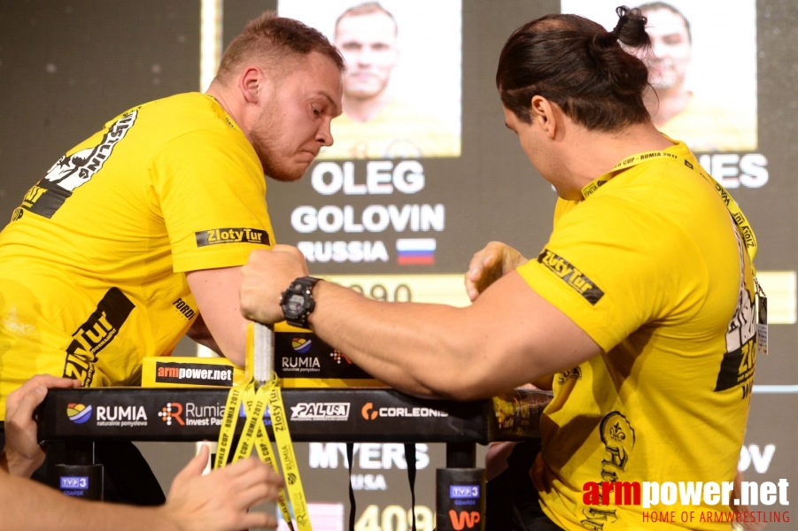 Zloty Tur 2017 - right hand eliminations # Armwrestling # Armpower.net