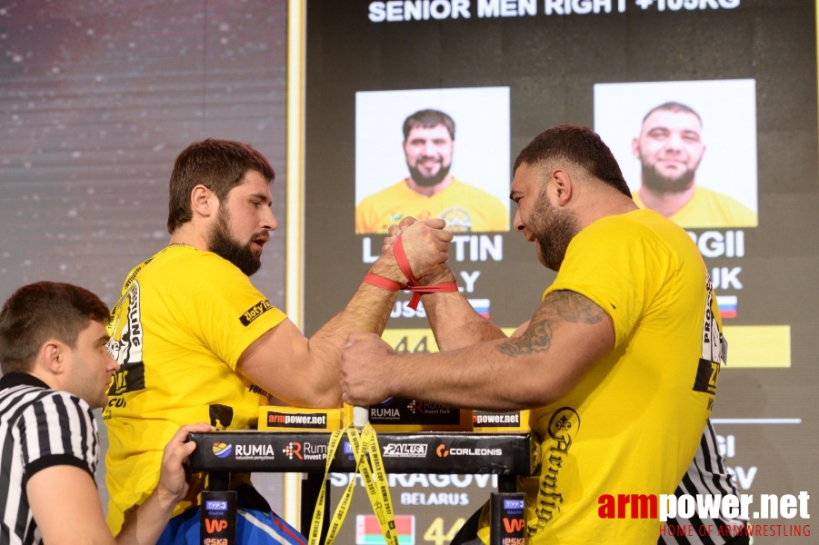 Zloty Tur 2017 - right hand eliminations # Armwrestling # Armpower.net