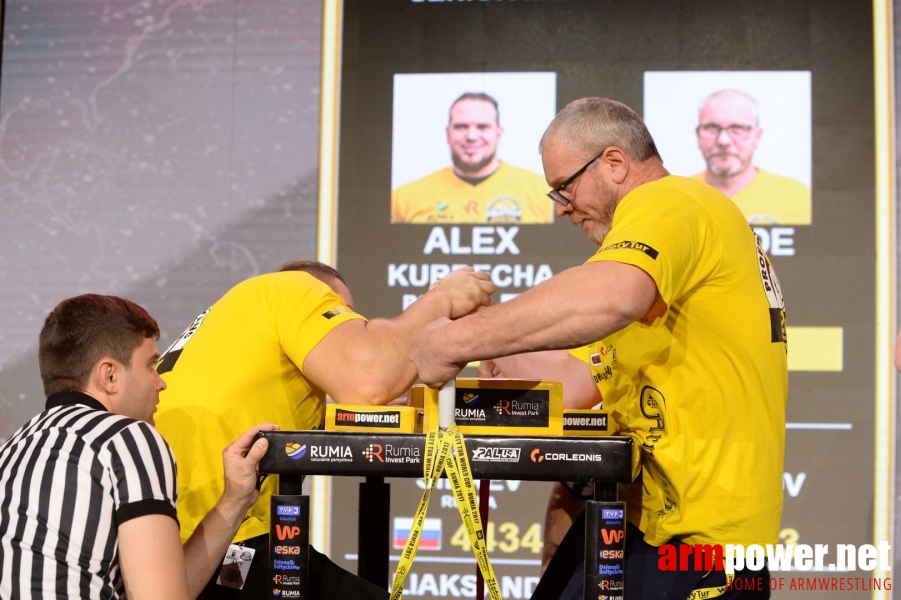 Zloty Tur 2017 - right hand eliminations # Armwrestling # Armpower.net