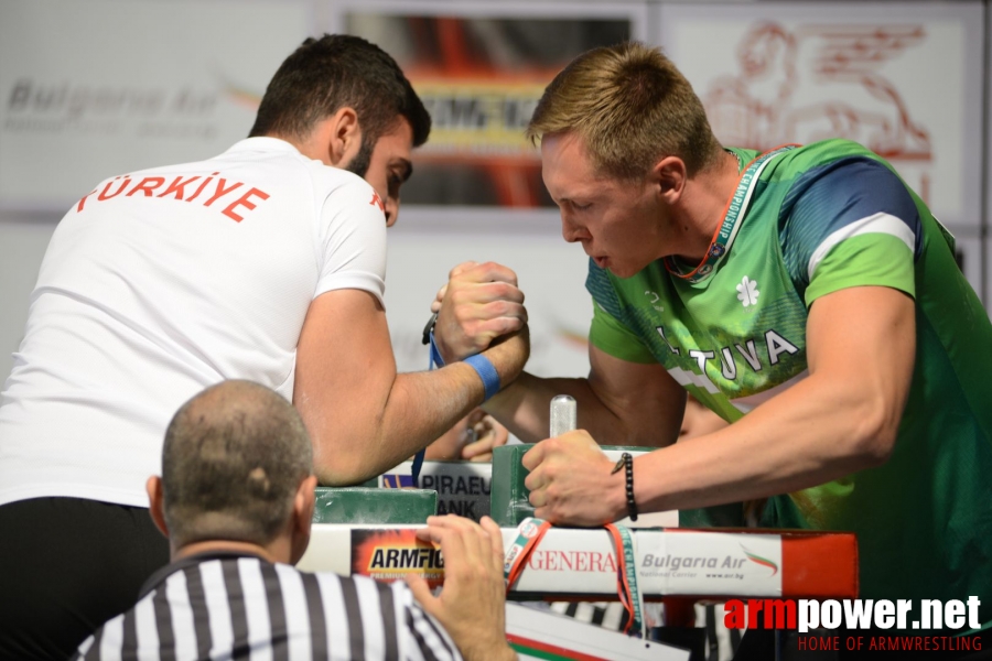 EuroArm2018 - day2 - juniors right hand # Siłowanie na ręce # Armwrestling # Armpower.net