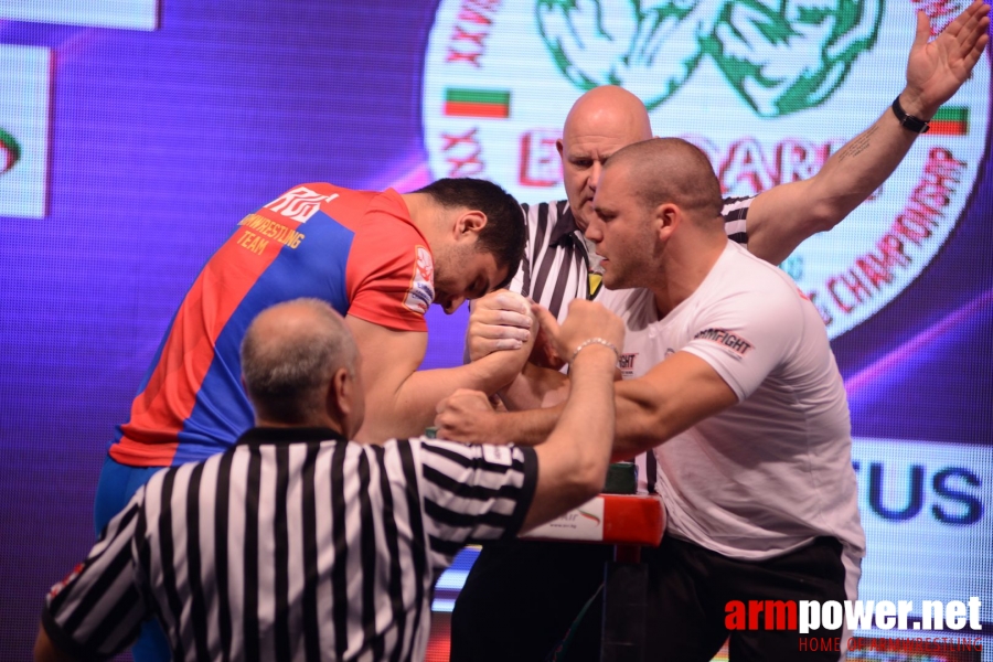 EuroArm2018 - day6 - seniors right # Armwrestling # Armpower.net