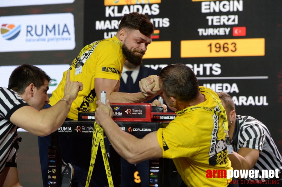 Zloty Tur 2018 - eliminations right hand # Siłowanie na ręce # Armwrestling # Armpower.net