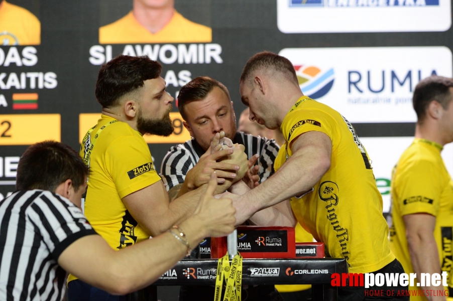 Zloty Tur 2018 - eliminations right hand # Armwrestling # Armpower.net