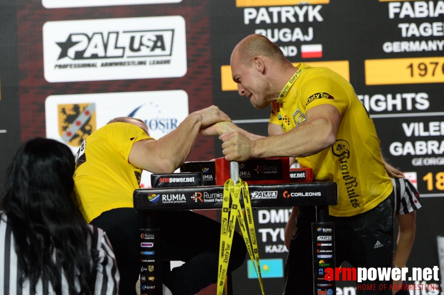 Zloty Tur 2018 - eliminations right hand # Siłowanie na ręce # Armwrestling # Armpower.net