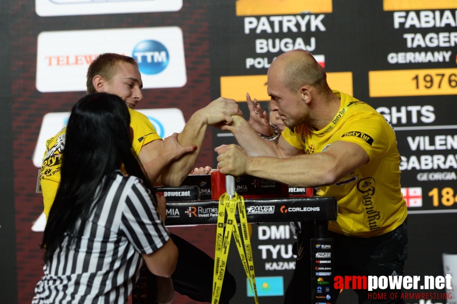 Zloty Tur 2018 - eliminations right hand # Siłowanie na ręce # Armwrestling # Armpower.net