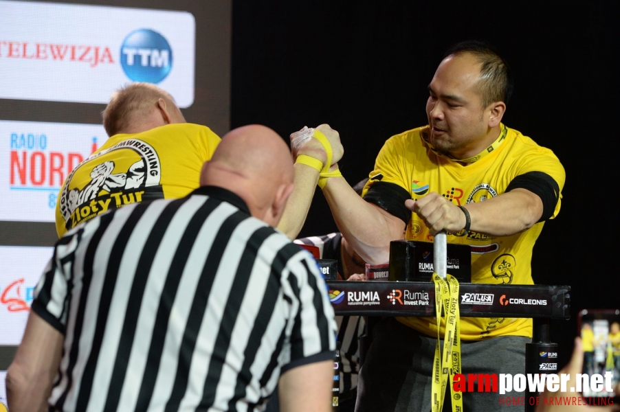 Zloty Tur 2018 - eliminations right hand # Armwrestling # Armpower.net