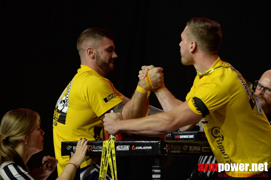 Zloty Tur 2018 - eliminations right hand # Armwrestling # Armpower.net