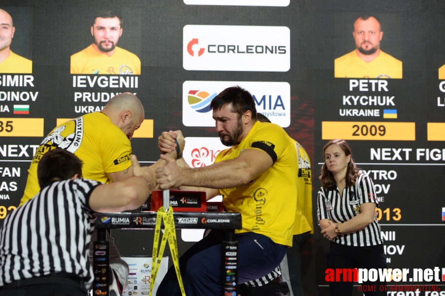 Zloty Tur 2018 - eliminations right hand # Armwrestling # Armpower.net