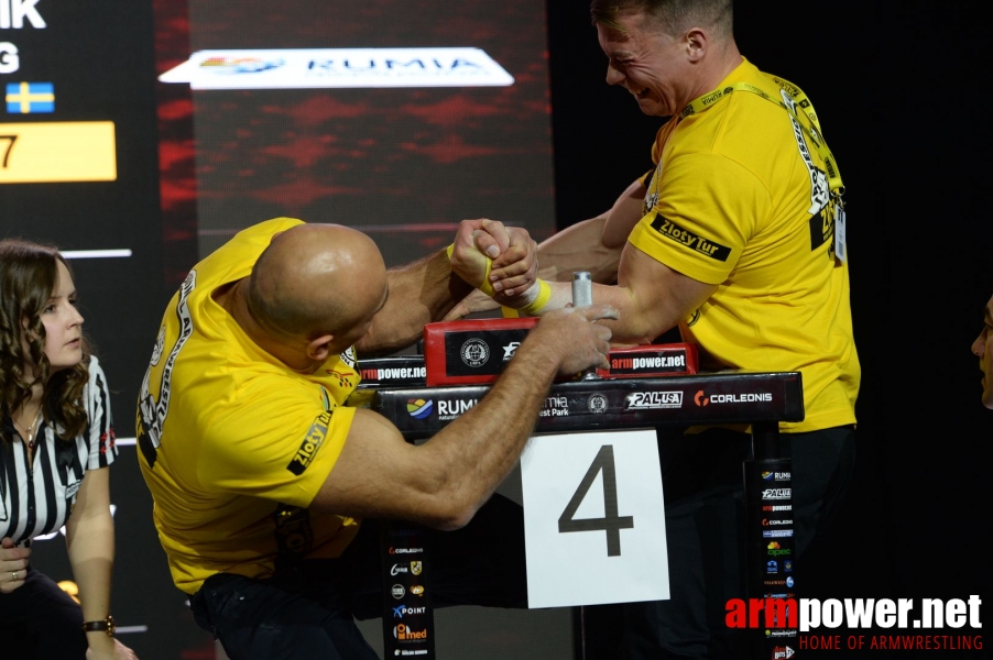 Zloty Tur 2018 - eliminations left hand # Armwrestling # Armpower.net