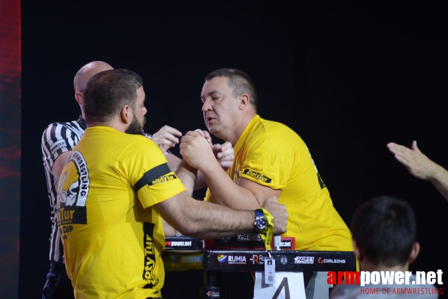 Zloty Tur 2018 - eliminations left hand # Armwrestling # Armpower.net