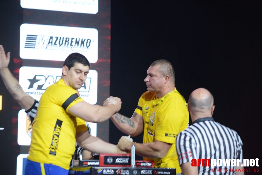 Zloty Tur 2018 - eliminations left hand # Armwrestling # Armpower.net