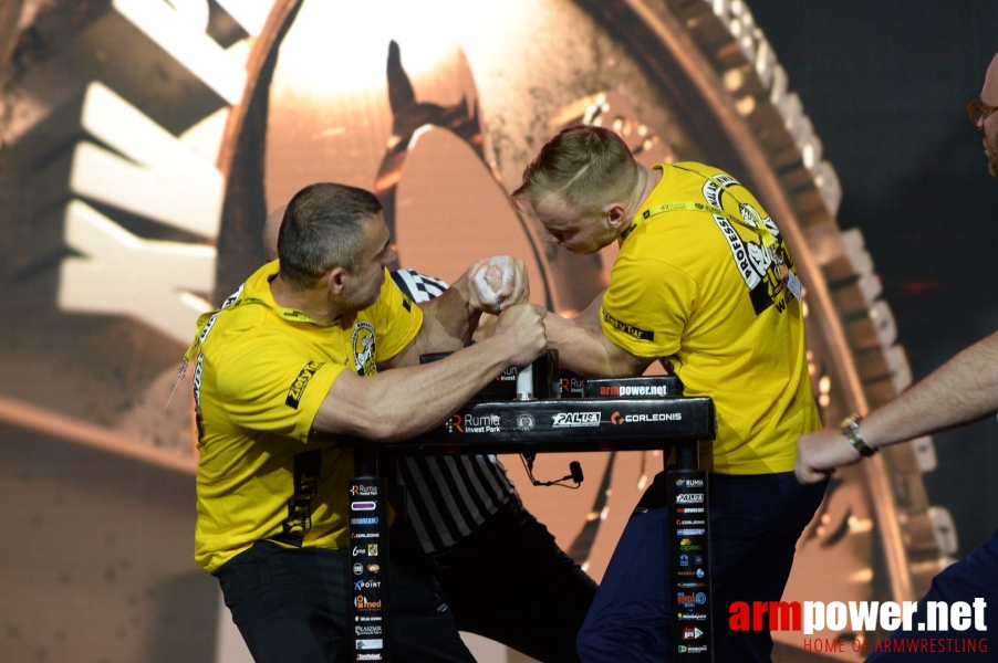 Zloty Tur 2018 - eliminations left hand # Armwrestling # Armpower.net