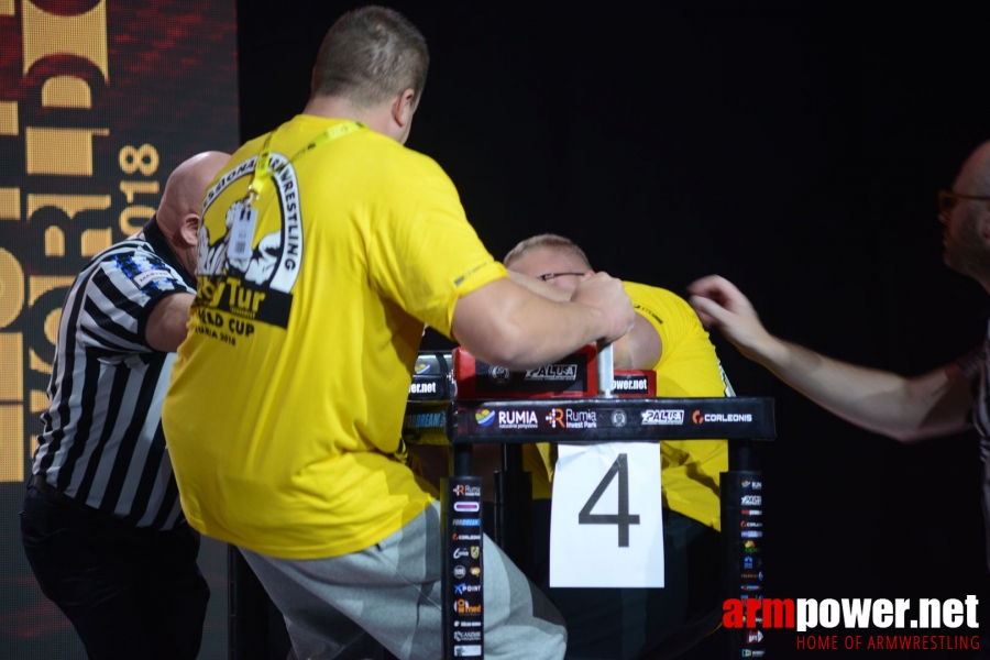 Zloty Tur 2018 - eliminations left hand # Armwrestling # Armpower.net