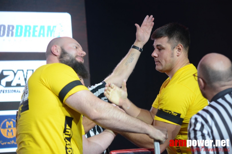 Zloty Tur 2018 - eliminations left hand # Siłowanie na ręce # Armwrestling # Armpower.net