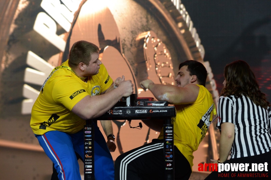 Zloty Tur 2018 - eliminations left hand # Armwrestling # Armpower.net