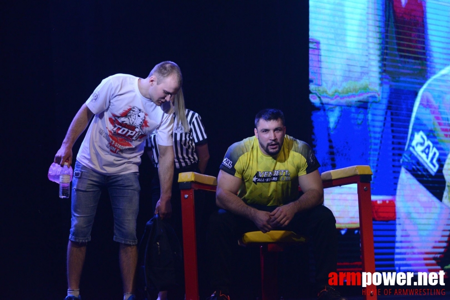 TOP-8 - Round 1 - Malaysia # Armwrestling # Armpower.net