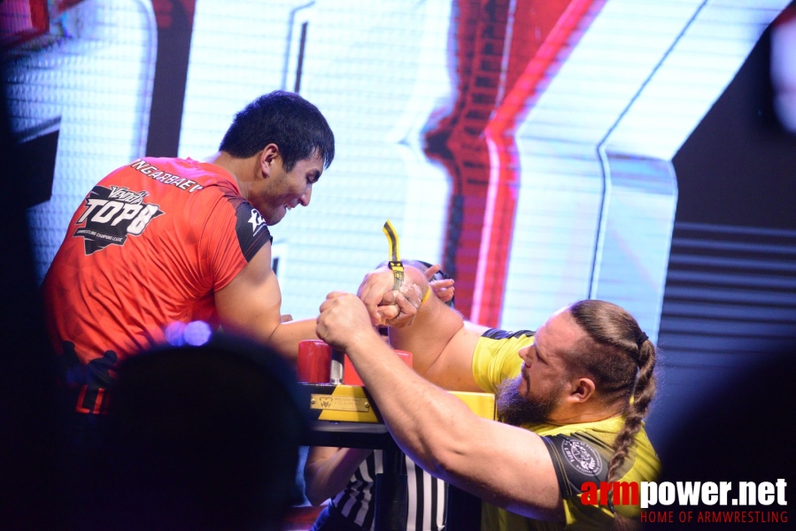 TOP-8 - Round 1 - Malaysia # Armwrestling # Armpower.net