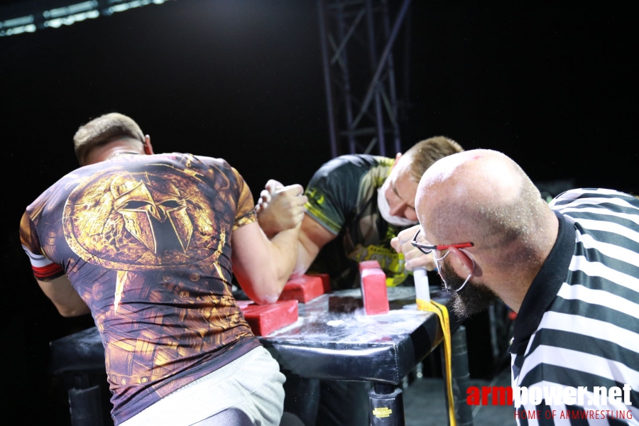 XX MISTRZOSTWA POLSKI W SIŁOWANIU NA RĘCE # Armwrestling # Armpower.net